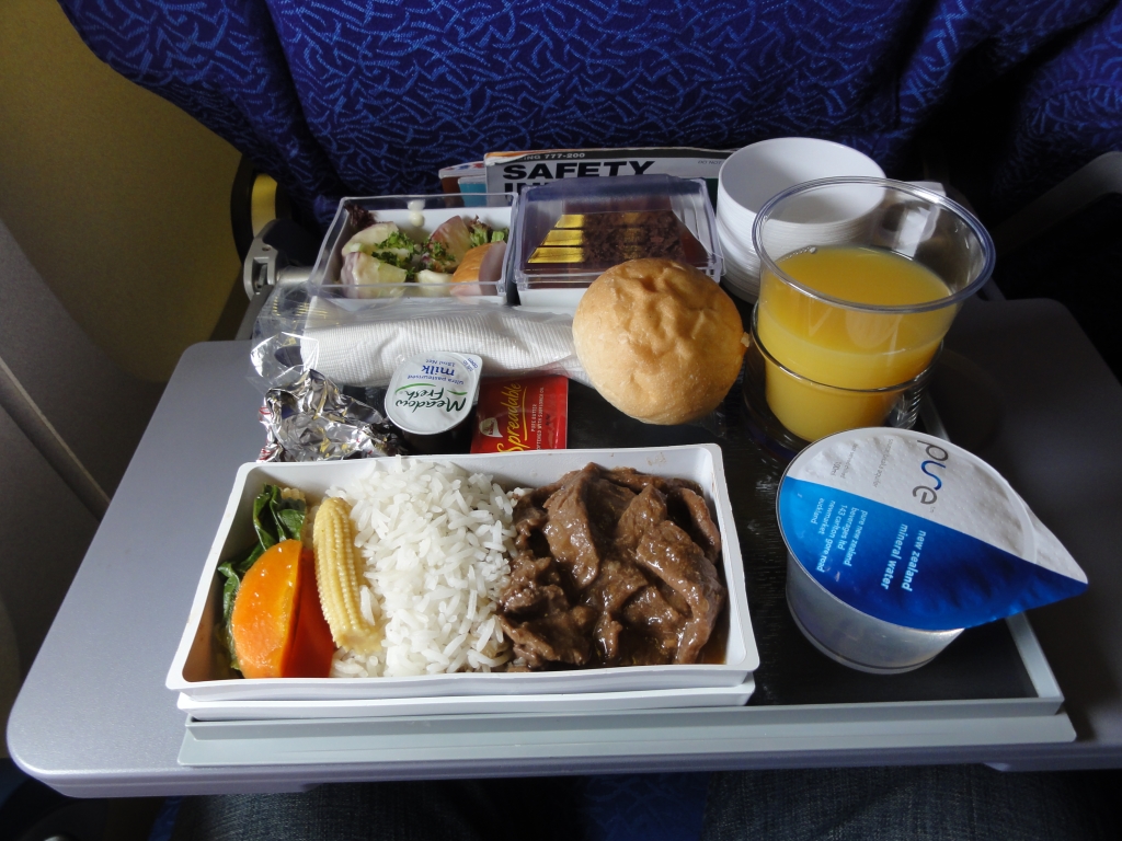What’s onboard? Singapore Airlines – Coach – Meals SQ298 